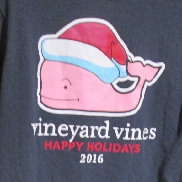 Vineyard vines xmas 2016 Logo Pocket LS T Shirt - Picture 2 of 3